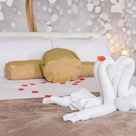 Studio Love Room Spa Baignoire Double La Ciotat Centre Port المظهر الخارجي الصورة
