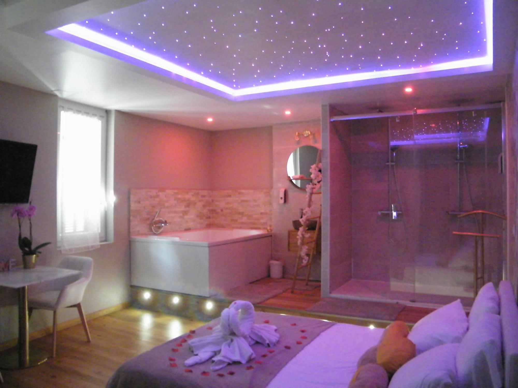 Studio Love Room Spa Baignoire Double La Ciotat Centre Port المظهر الخارجي الصورة