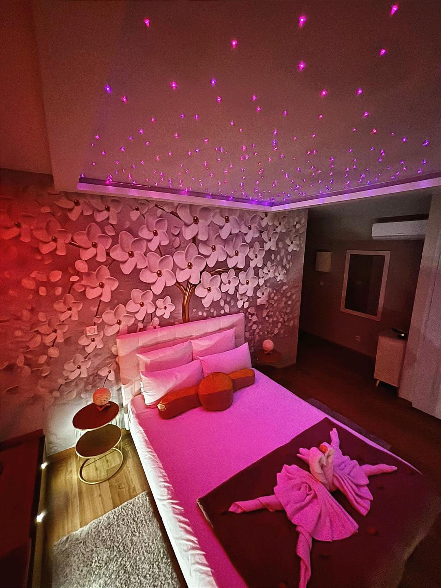 Studio Love Room Spa Baignoire Double La Ciotat Centre Port المظهر الخارجي الصورة